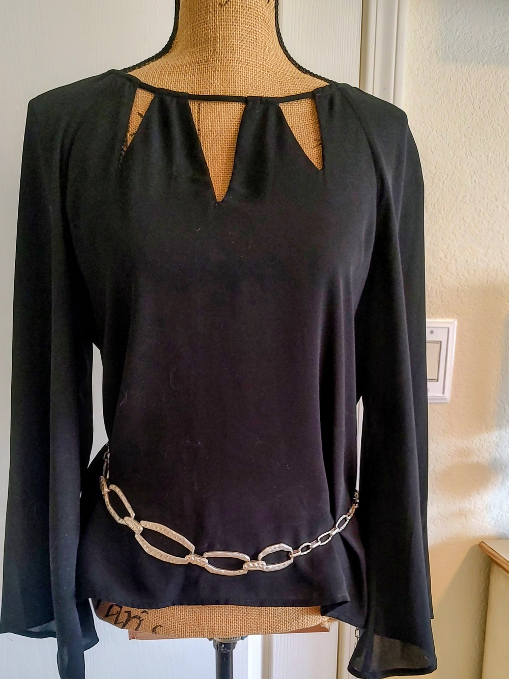 Chico's Hammered Silver-Tone Link Chain Belt - Picture 12 of 14